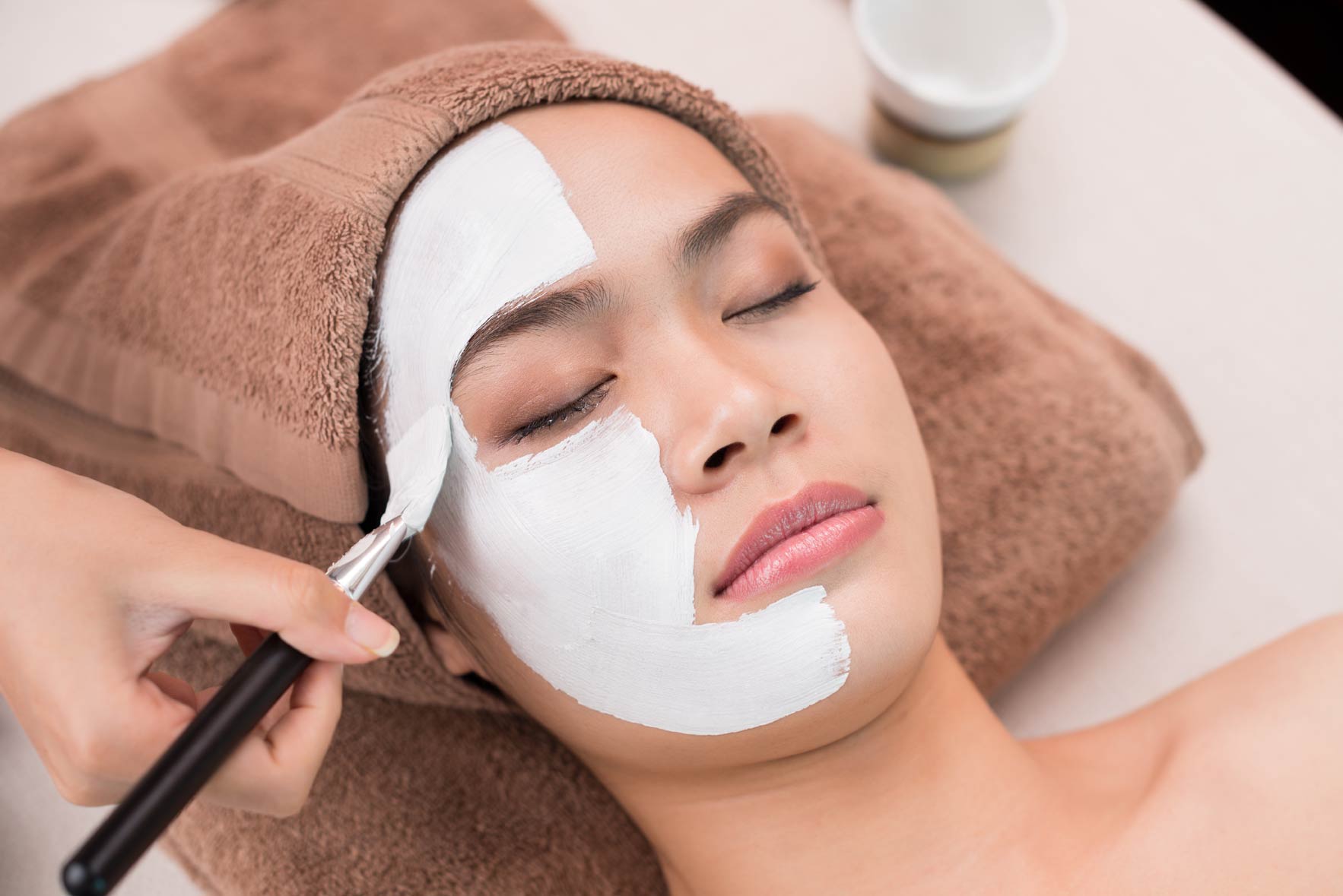 Whitening Facial service - CQ Beauty Salon