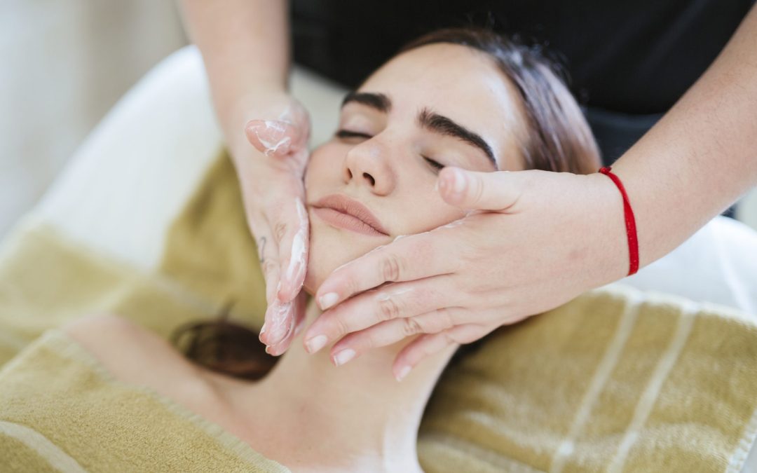 Co Natural Facial service - CQ Beauty Salon 