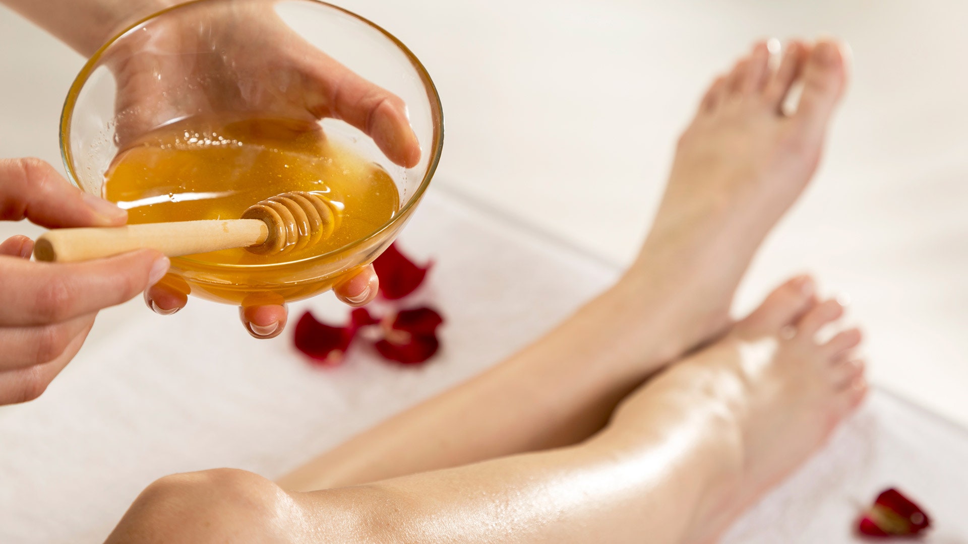 Under legs wax service - CQ Beauty Salon 